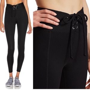 NWT Year of Ours Ribbed Football Legging in Black